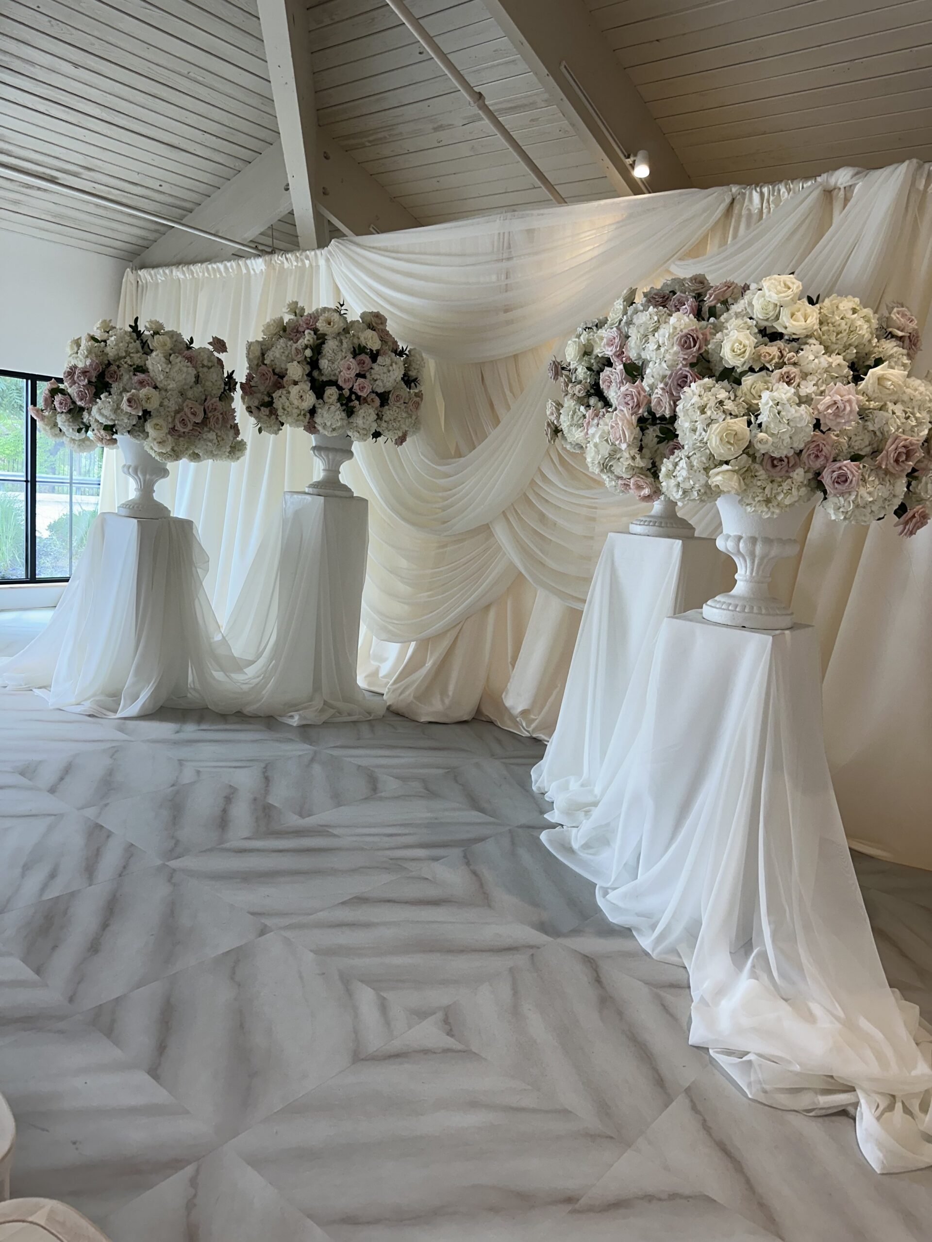 Sinclair+Ceremony+inside+altar