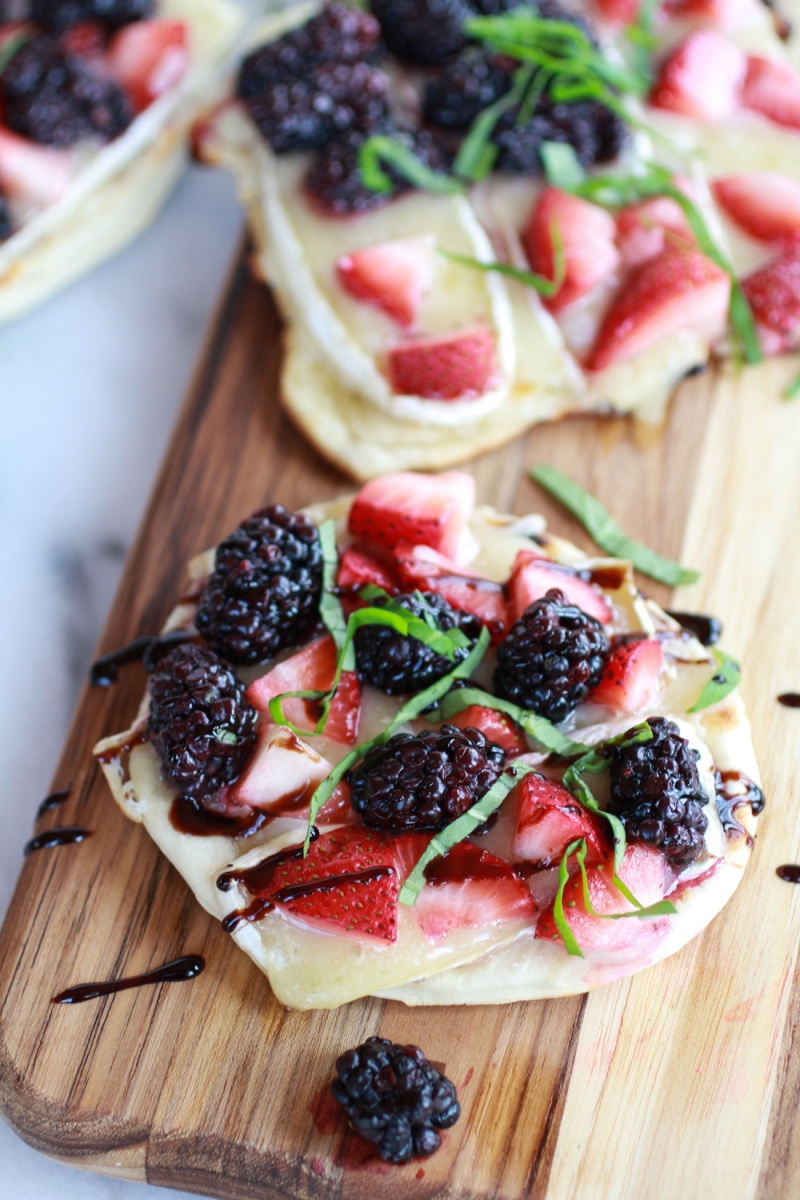 Grilled-Blackberry-Strawberry-Basil-and-Brie-Pizza-Crisp-with-Honey-Balsamic-Glaze-7
